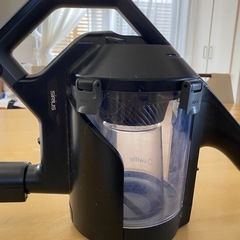 カーペットクリーナー