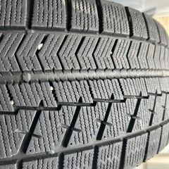 ブリヂストンスタッドレス4本の画像