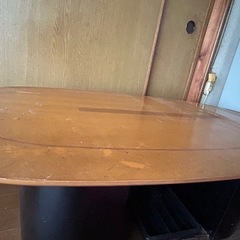 テーブル
