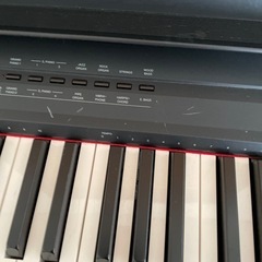 (取引中)お値下げしました！電子ピアノ　中古品　の画像