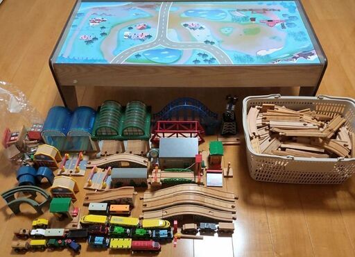 木製トーマスレール一式　テーブルセット