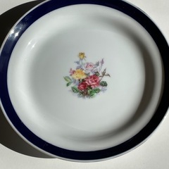 ケーキ皿1枚(井上の景品)