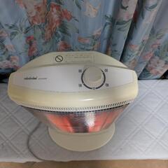 ✨電機ストーブ　遠赤外線　電気ヒーターの画像