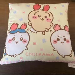 　希少！新品　ちいかわのクッション
