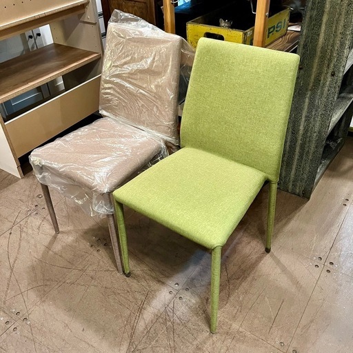 《売約済》【武蔵小山店】 [2脚セット] スタッキングチェア  未使用品 ダイニングチェア 椅子 チェア イス 省スペース コンパクト