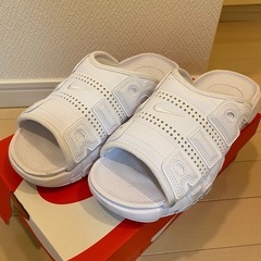 NIKE アップテンポ27㎝の画像