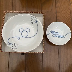 ディズニー ペア皿の画像