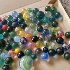 ビー玉の画像