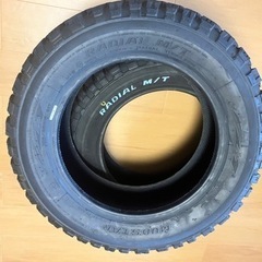15インチ　ホワイトレター　マッドタイヤ　MUDSTAR RADIAL M/T  195/65/15 2本の画像