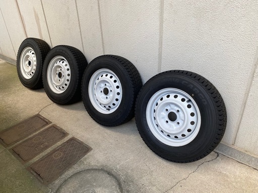 22年製スタッドレスタイヤ165/80R14
 4本×ホイールset