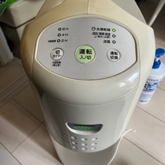 コロナ製　除湿器