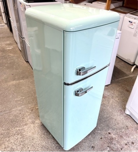 札幌市内配送可 【6ヵ月保証付き】23年製 アイリスオーヤマ レトロデザイン 114L 2ドア冷蔵庫 PRR-122D-LG 美品だが