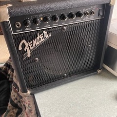 フェンダー Fender楽器 アンプ