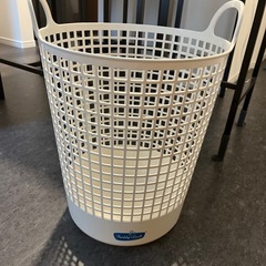 洗濯カゴ　美品です