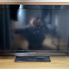 液晶テレビ　32インチ　パナソニック
　