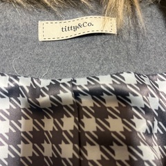 ★ティティーアンドコー　冬コート　生地やや厚め　首元ファー取り外し◯  　内側千鳥柄　目立つ汚れナシ　脇下両袖口に多少毛玉アリ★の画像