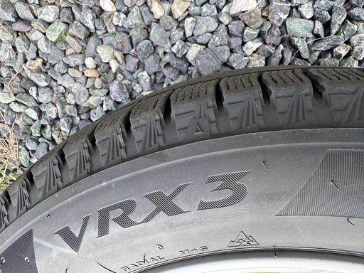 (最終値下げ)21年 バリ山 ブリヂストン ブリザックVRX3 185/60 R15
