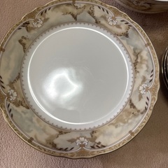 急募　ナルミおしゃれディナーセットの画像