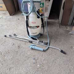 蓄圧式噴霧器　2段伸縮ノズル　4㍑