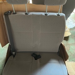 ハイエース用シート2列の画像