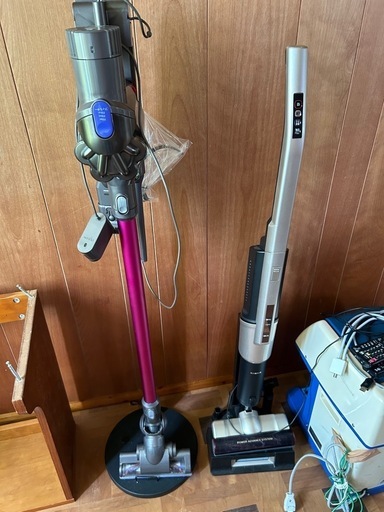 ダイソン　アイリス　掃除機