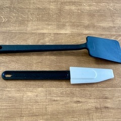 BRAUNブラウン特製スパチュラとフランフランFranfrancのヘラセッ 中古の画像
