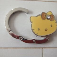 保存袋入りハローキティバッグハンガーの画像
