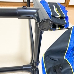 美品　「アイリスオーヤマ　タイヤラック　カバー付き」「タイヤを１個づつ入れる　ミシェラン　タイヤカバー　４つ」の画像