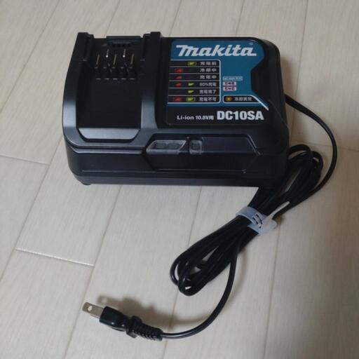 マキタ　充電器 DC10SA