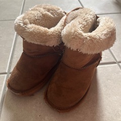 子ども用ブーツ18センチ