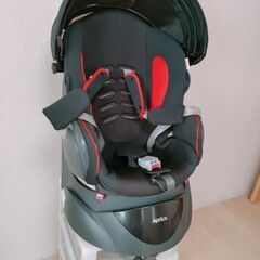 Aprica　チャイルドシート　フラディア