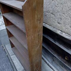 昭和レトロ本棚　栗製　幅約９１cm　奥行約２３.５cm　高さ計測しわすれ(首位)の画像