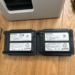 シャープ 掃除機用充電器 リチウム電池×2セットの画像