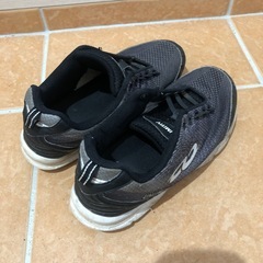 21.5センチ　スニーカーの画像