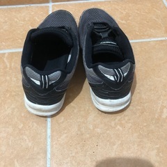 21.5センチ　スニーカーの画像