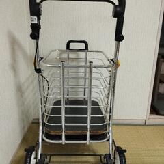 美品！値下げしました！シルバーカー　農作物や、ゴミの日の運搬用にも便利！　　箱あり　室内利用の画像