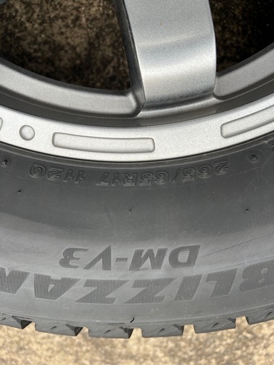 商談中265 / 65 R17 スタッドレスタイヤホイールセット4本 商談中265 / 65 R17 スタッドレスタイヤホイールセット4本の通販はau