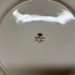 お皿セット②ナルミの画像