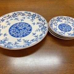 お皿セット③たちきち
の画像