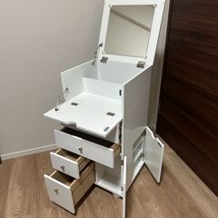 コスメワゴン　の画像