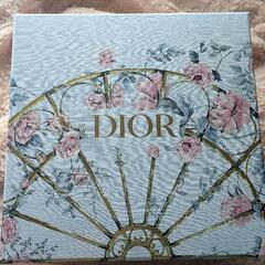 Dior 空き箱　緩衝材付き