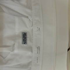 学生さんなど
洗い替えに　白ワイシャツの画像