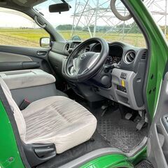 NV350キャラバンワゴン★GX★10人乗り★オートスライドドア★スマートキーの画像