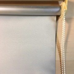 遮光防炎ロールスクリーン　日本製