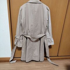 小さいサイズトレンチコートの画像