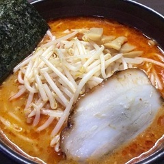 カウンター12席の小さいラーメン屋スタッフ募集！の画像