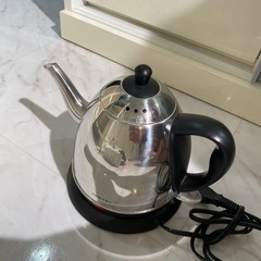ケトル・食器棚・本棚　3点セット
