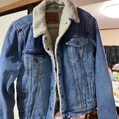 Mサイズリーバイスデニムジャケット秋冬用内ボアリーバイス