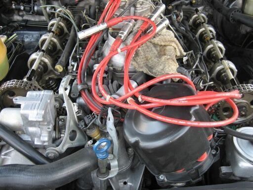 Mベンツ107-126エンジン異音対応ーロツカーアーム交換一個でもOK