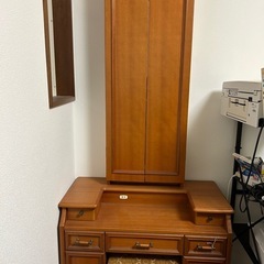 ドレッサー、鏡台、椅子付き